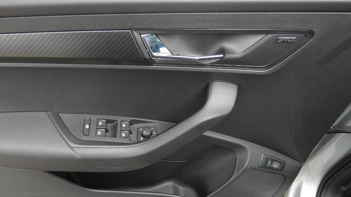 Škoda Karoq SUV / Terénní 1,5 l 110 kw