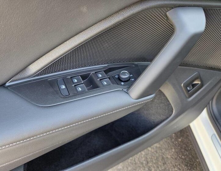 Volkswagen Tiguan SUV 2,0 l 195 kw