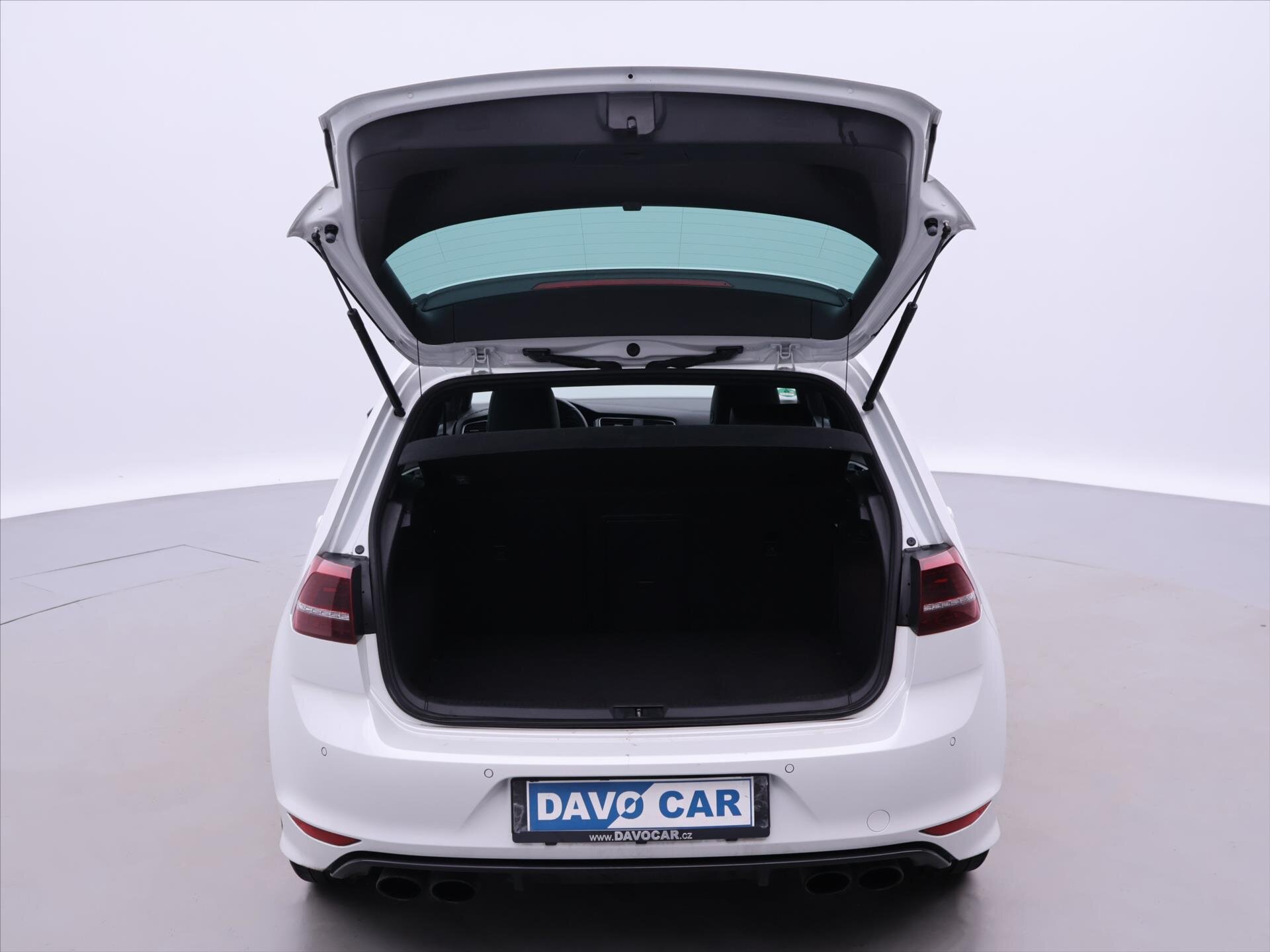 Volkswagen Golf Hatchback 2,0 l 221 kw