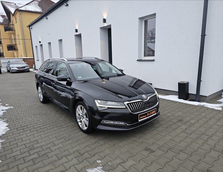 Škoda Superb 1