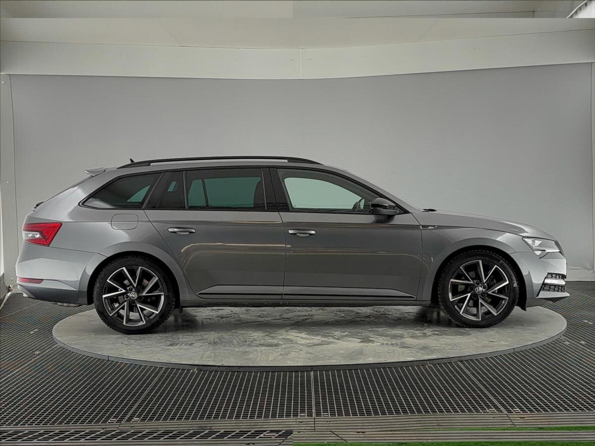 Škoda Superb Kombi 2,0 l 140 kw