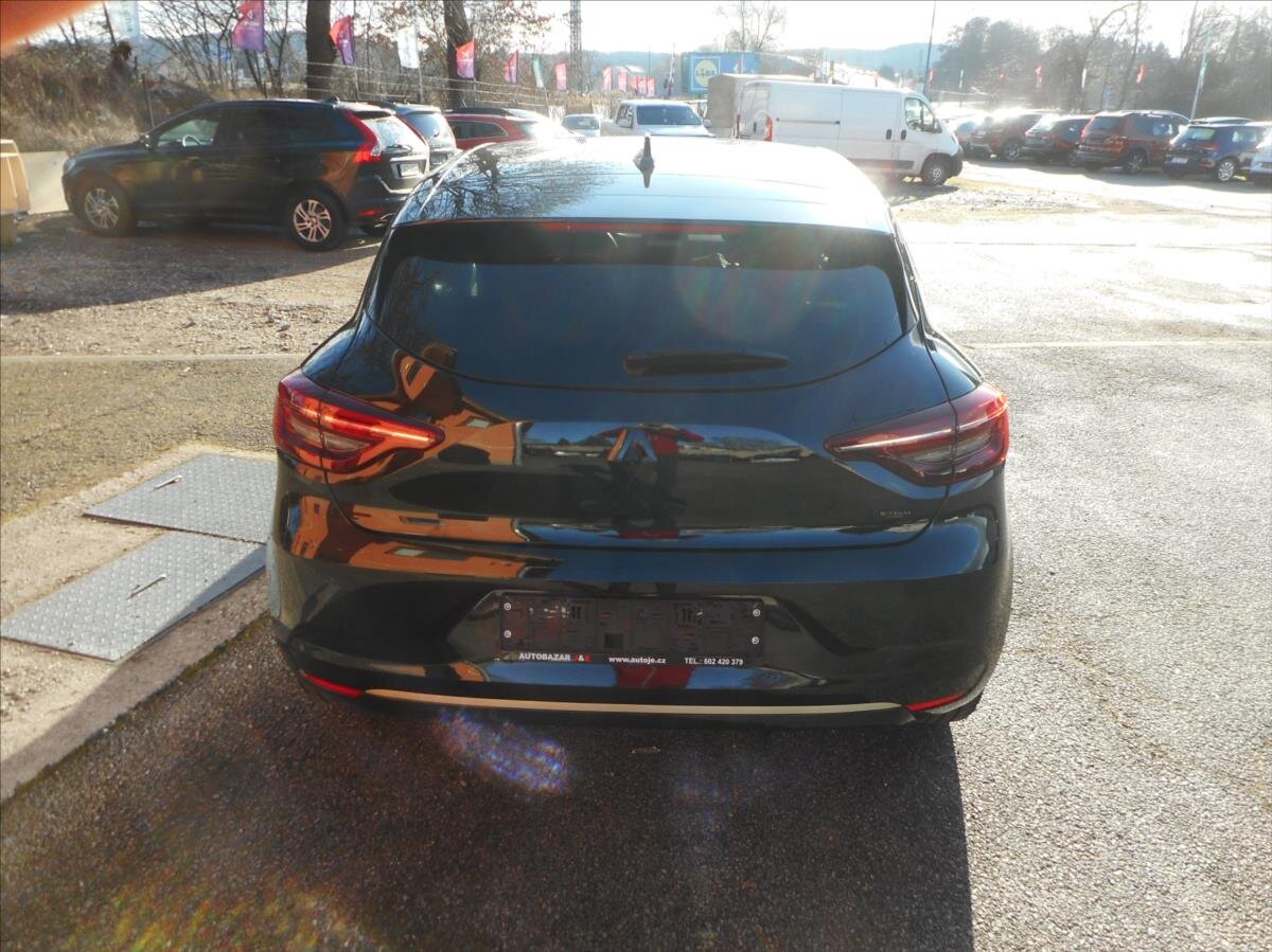 Renault Clio Hatchback 1,6 l 69 kw