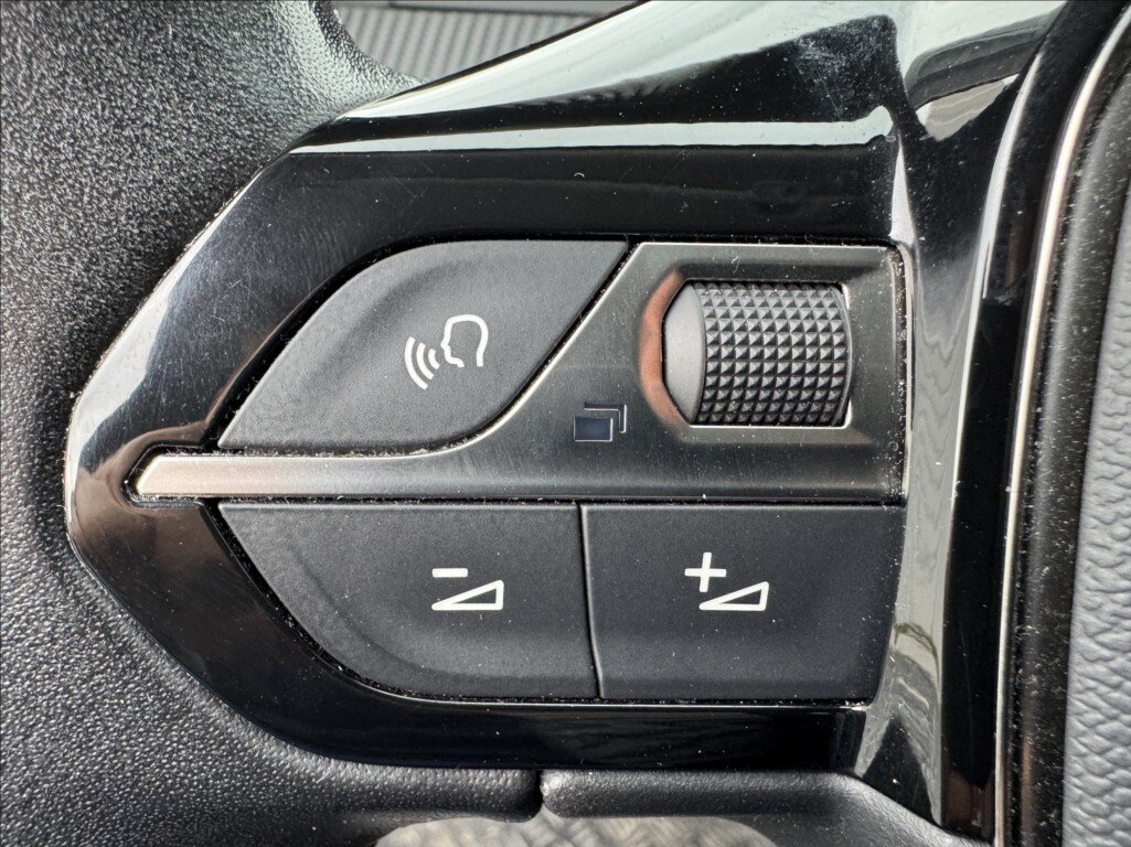 Peugeot 2008 SUV / Terénní 1,2 l 96 kw