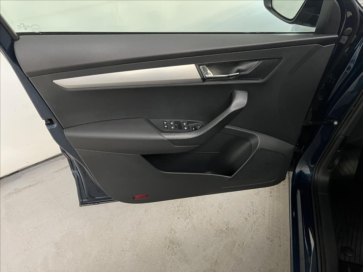 Škoda Karoq SUV / Terénní 1,5 l 110 kw