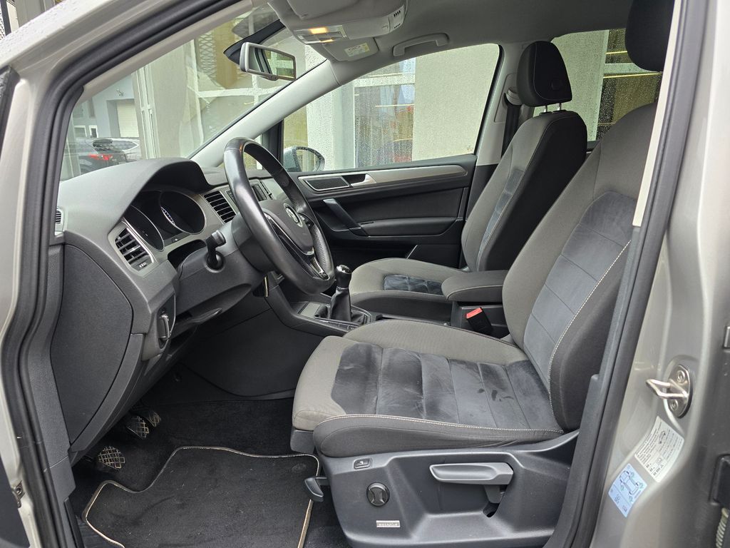 Volkswagen Golf Sportsvan