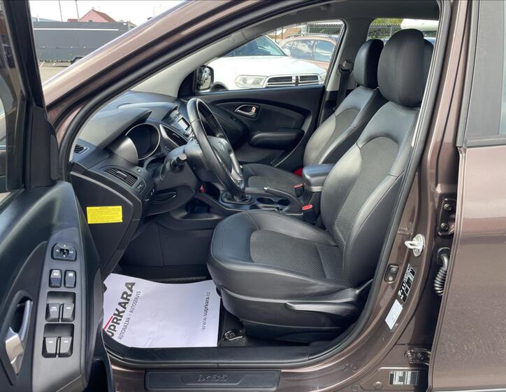 Hyundai ix35 14