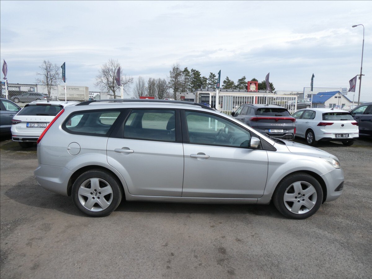 Ford Focus Kombi 1,6 l 74 kw