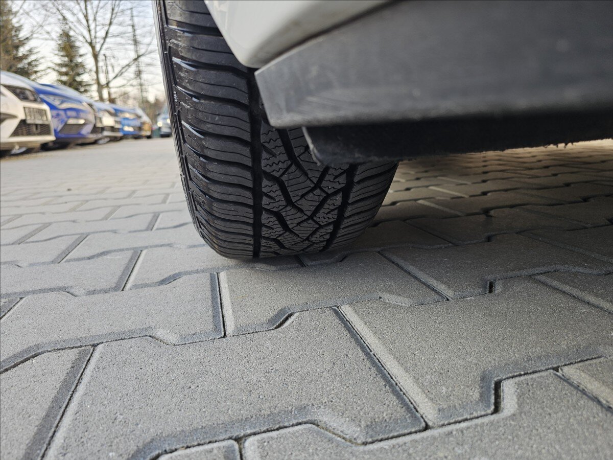 Hyundai i30 Kombi 1,6 l 81 kw