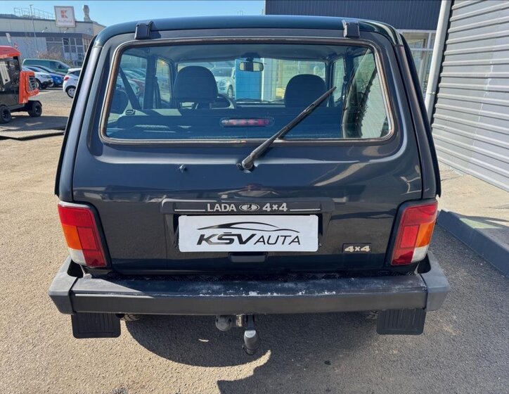 Lada Niva SUV 1,7 l 61 kw