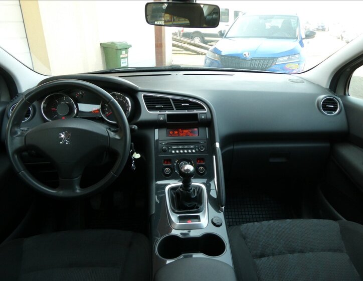 Peugeot 3008 SUV / Terénní 1,6 l 82 kw