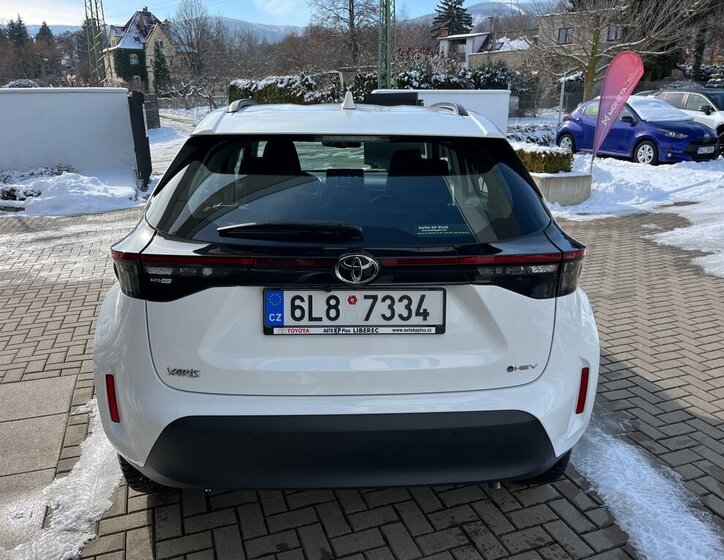 Toyota Yaris Cross SUV 1,5 l 68 kw