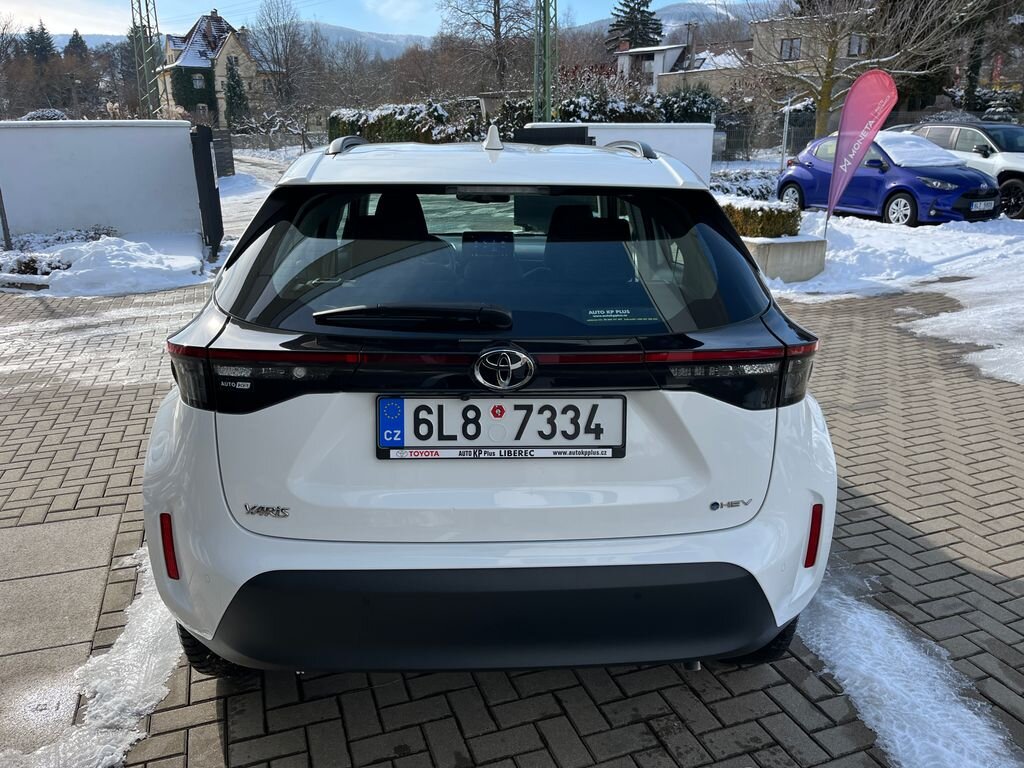 Toyota Yaris Cross SUV 1,5 l 68 kw