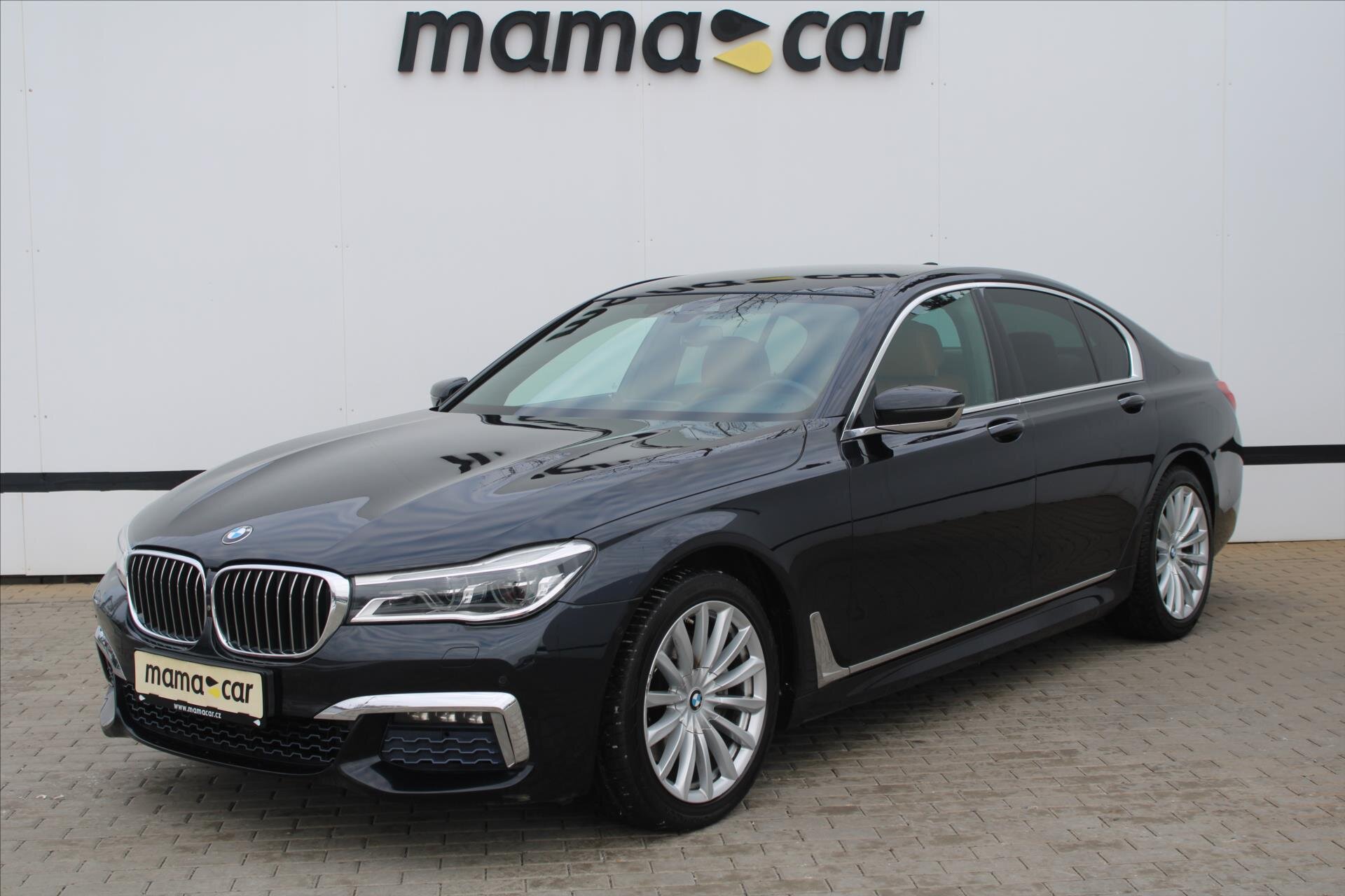 BMW Řada 7 Sedan / Limuzína 3,0 l 195 kw