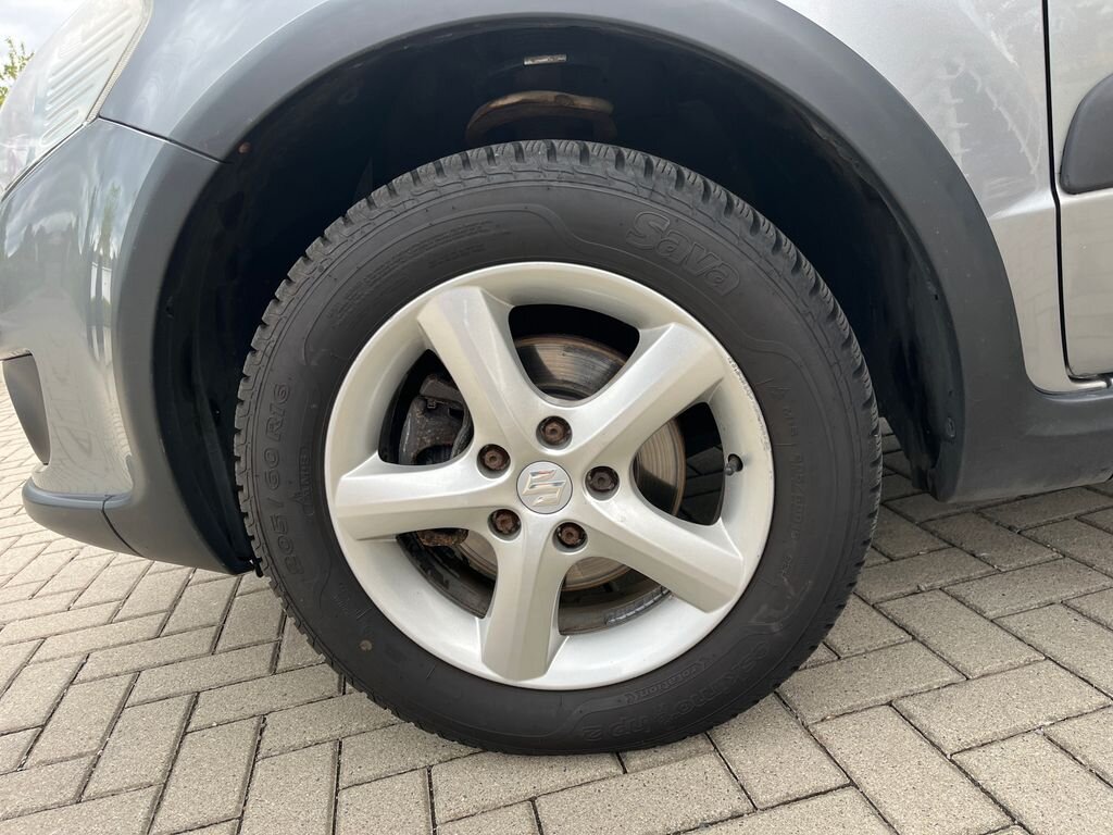 Suzuki SX4 SUV / Terénní 1,6 l 79 kw