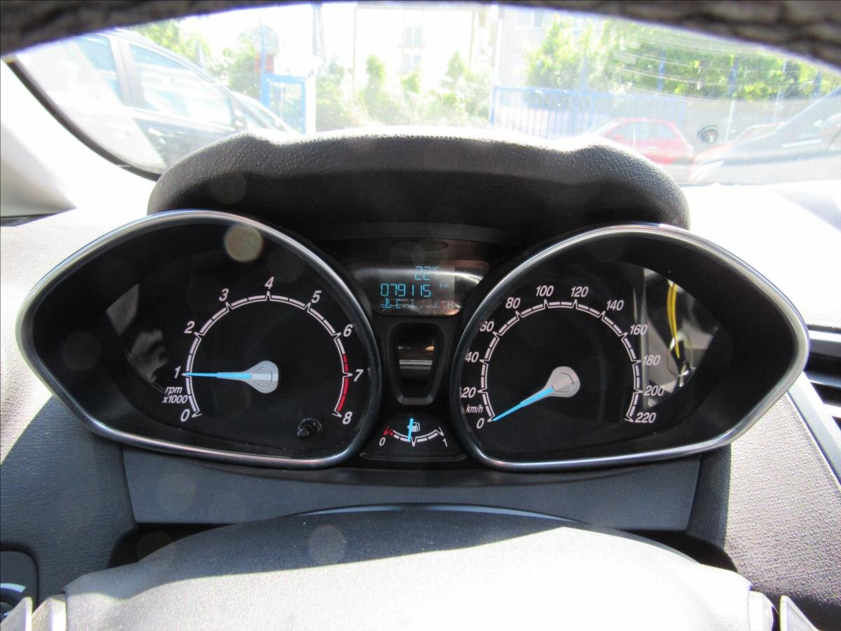 Ford Fiesta Hatchback 998,0 74 kw