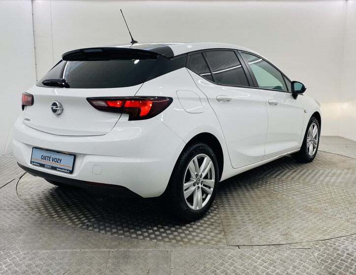Opel Astra Hatchback 1,4 l 74 kw