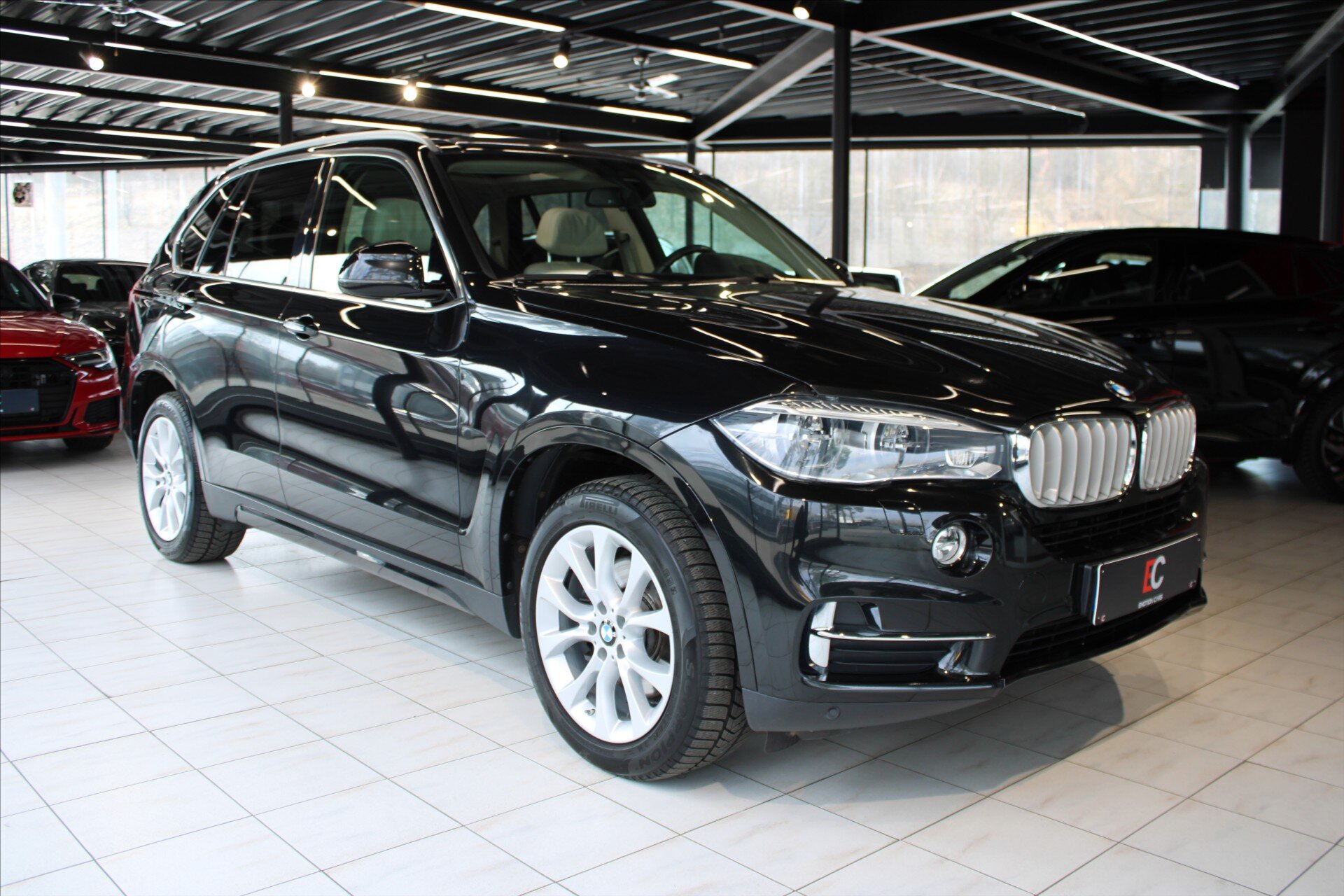 BMW X5 SUV / Terénní 3,0 l 230 kw
