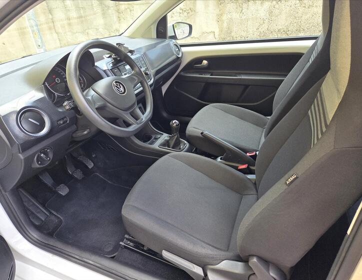 Volkswagen up! 9