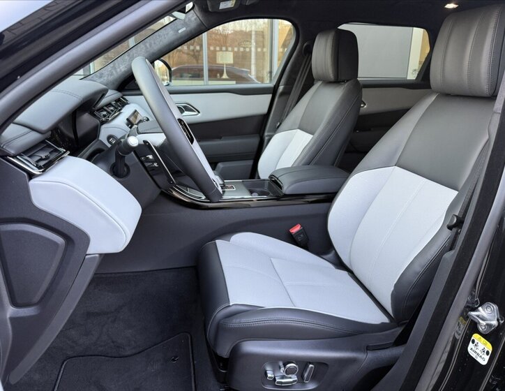 Land Rover Range Rover Velar SUV / Terénní 3,0 l 221 kw