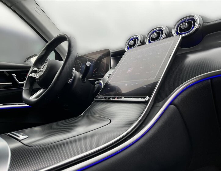 Mercedes-Benz GLC SUV 2,0 l 145 kw