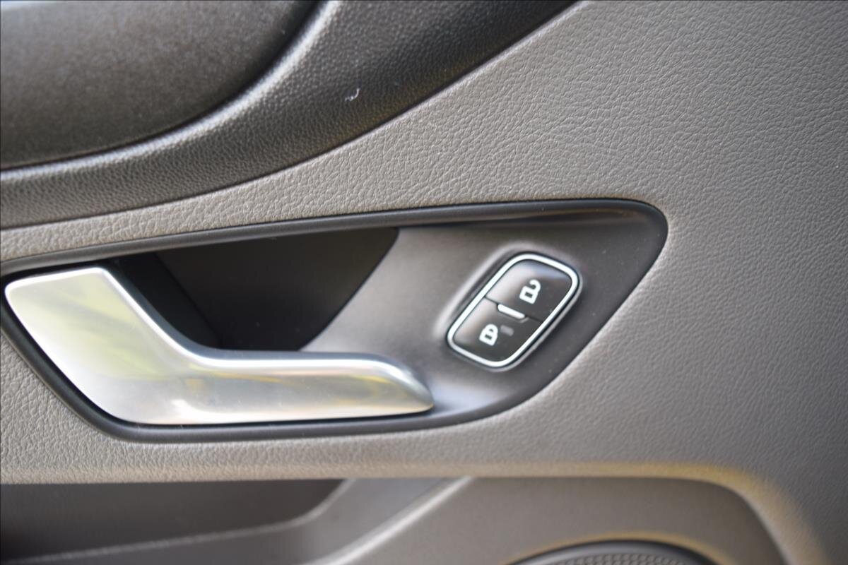 Ford Transit MPV 2,0 l 125 kw