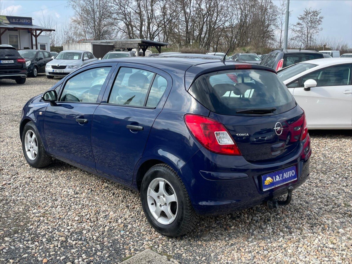 Opel Corsa Hatchback 1,4 l 66 kw