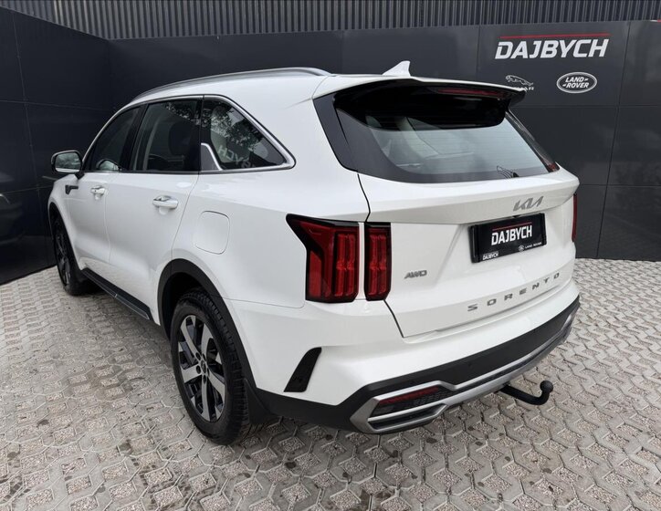 KIA Sorento 6