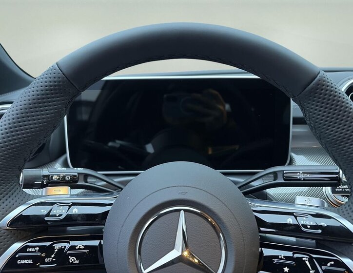 Mercedes-Benz Třídy C Kombi 2,0 l 157 kw