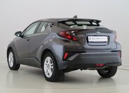 Toyota C-HR 7