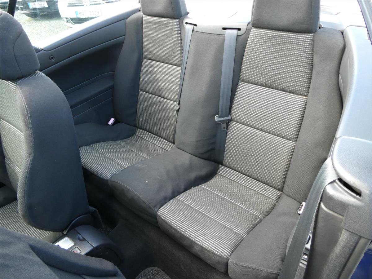 Peugeot 307 Kupé 2,0 l 100 kw