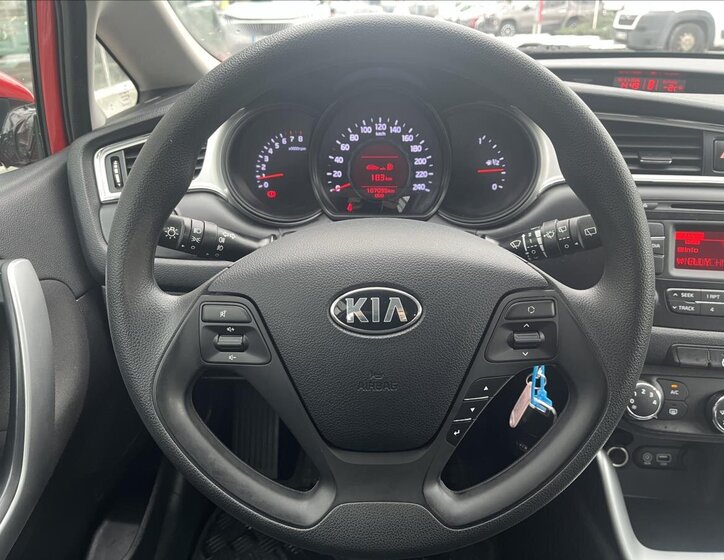 KIA Ceed 12