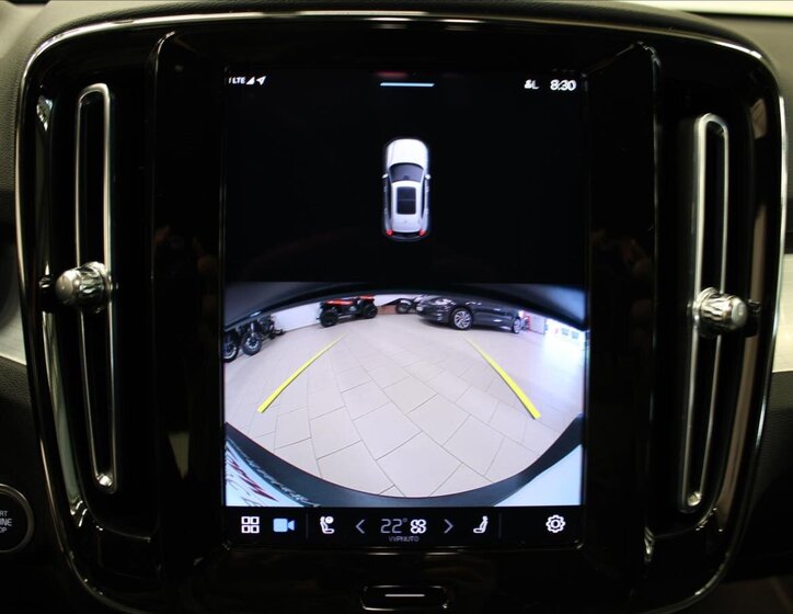 Volvo XC40 Kombi 2,0 l 145 kw