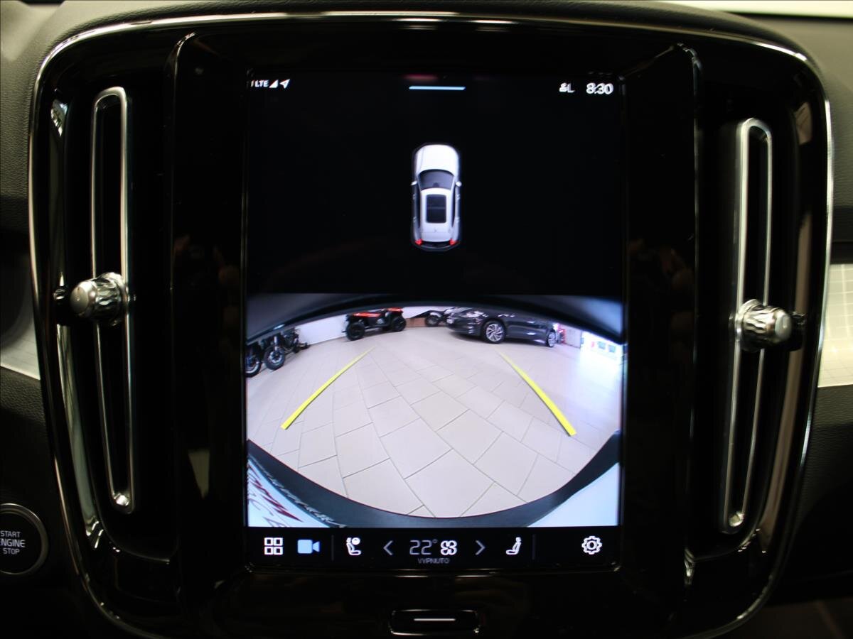 Volvo XC40 Kombi 2,0 l 145 kw