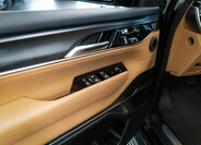 Jeep Grand Wagoneer SUV 6,4 l 351 kw