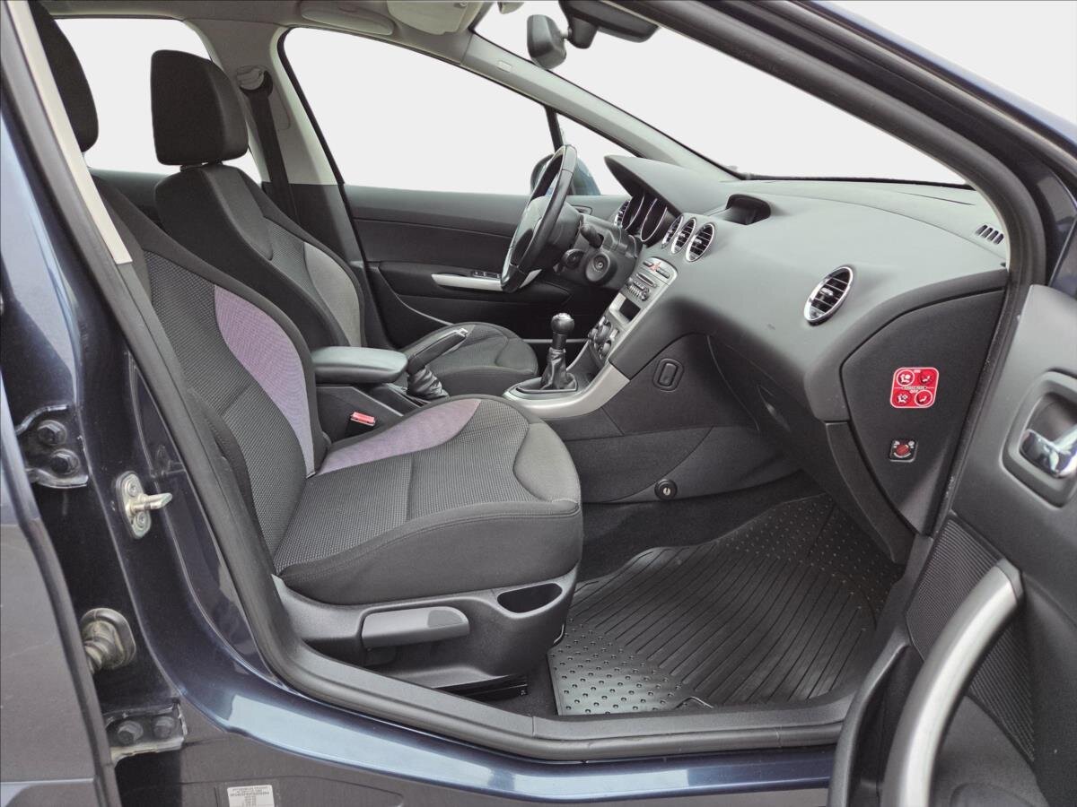 Peugeot 308 Hatchback 1,6 l 88 kw