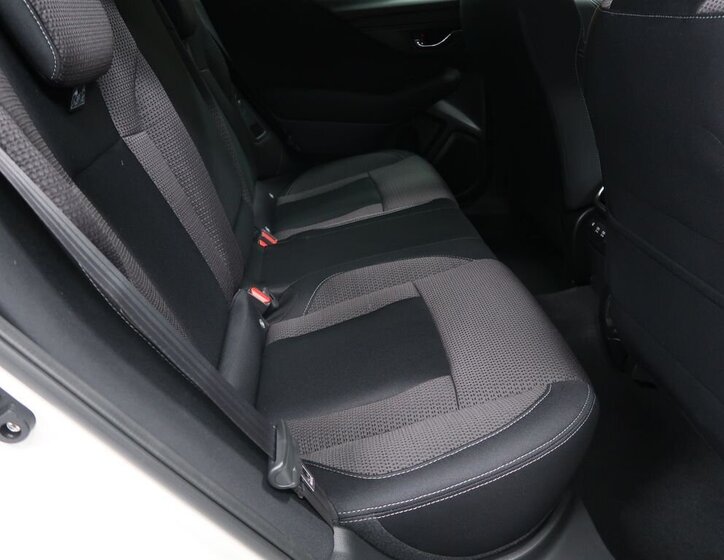 Subaru Outback SUV / Terénní 2,5 l 124 kw