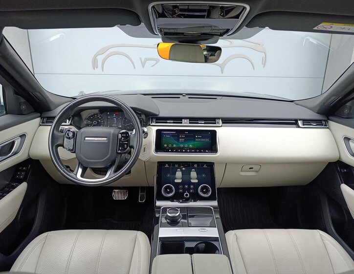 Land Rover Range Rover Velar SUV / Terénní 2,0 l 184 kw