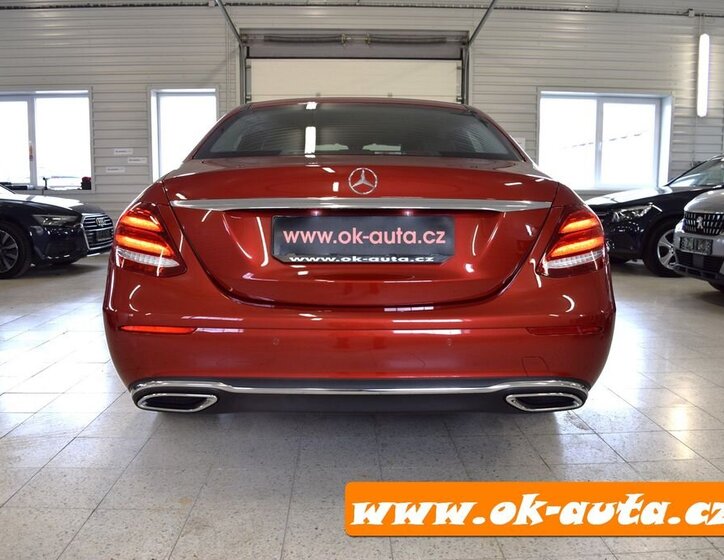Mercedes-Benz Třídy E Sedan 0,0 110 kw