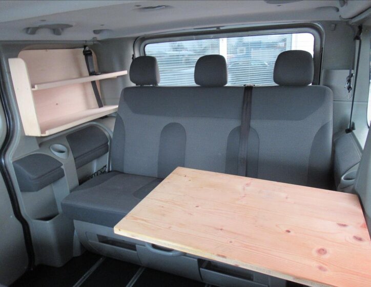 Opel Vivaro Ostatní 2,5 l 84 kw