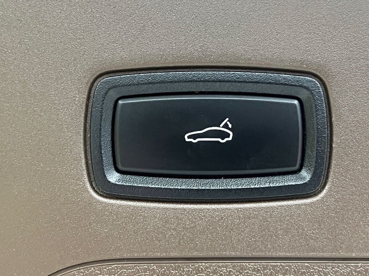 Porsche Panamera Kombi 4,0 l 338 kw