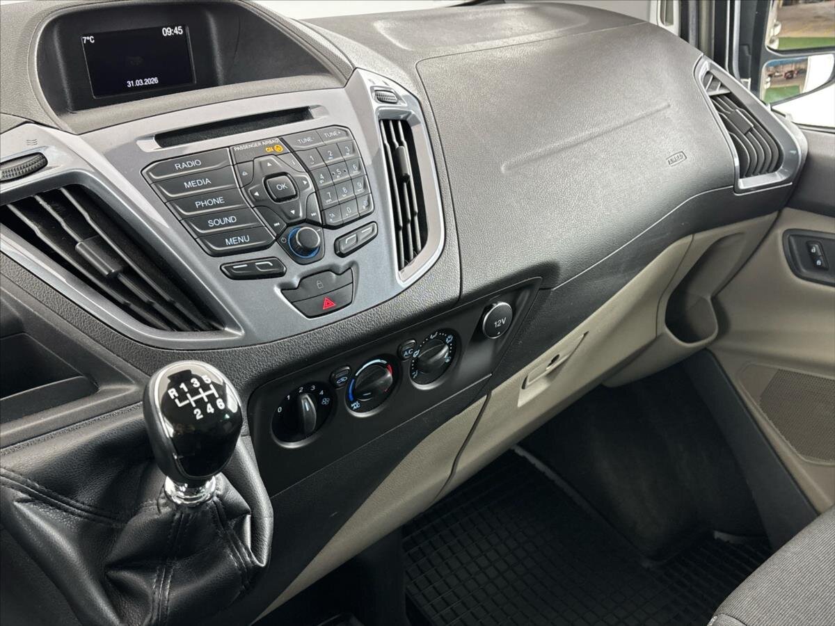 Ford Tourneo Custom Kombi 2,0 l 125 kw