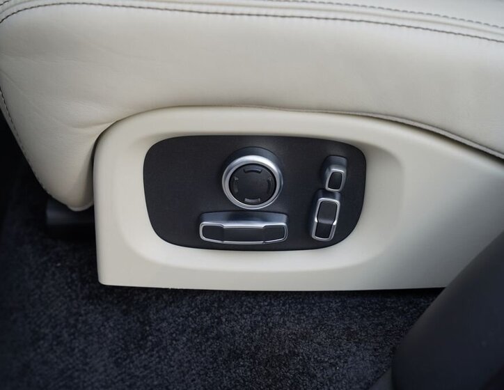 Land Rover Range Rover SUV / Terénní 4,4 l 250 kw