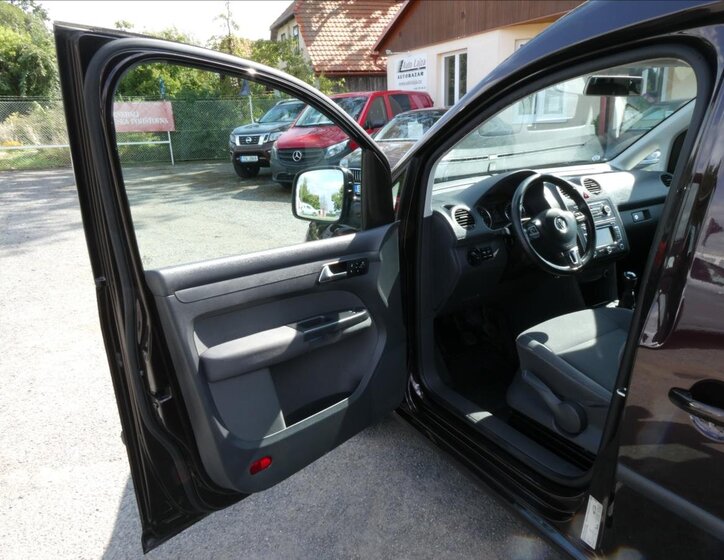 Volkswagen Caddy Kombi 1,6 l 75 kw