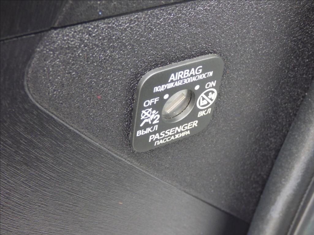 Toyota Yaris Hatchback 1,5 l 55 kw