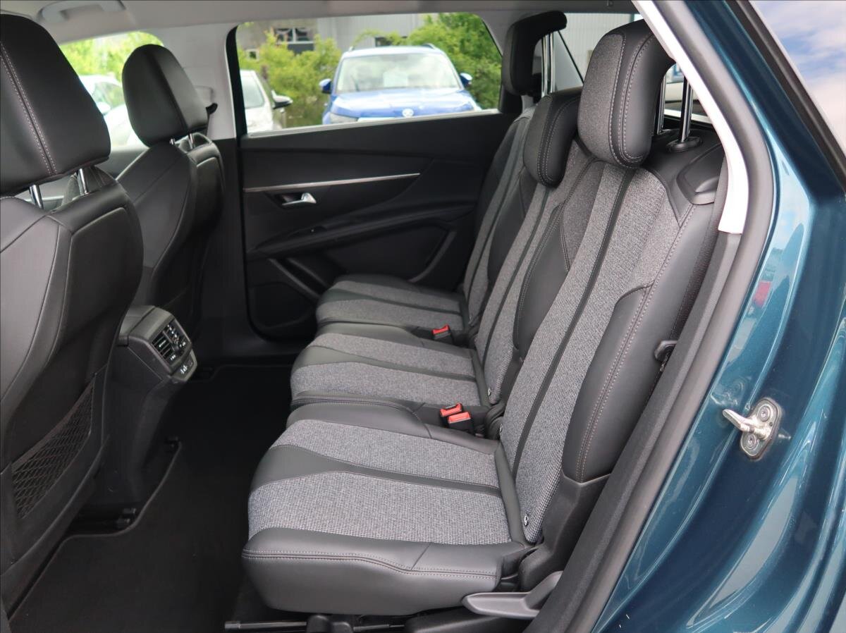 Peugeot 5008 SUV / Terénní 1,2 l 96 kw