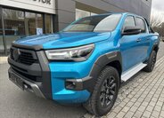 Toyota Hilux 2