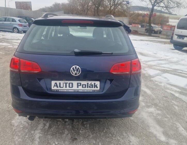 Volkswagen Golf Kombi 1,6 l 81 kw