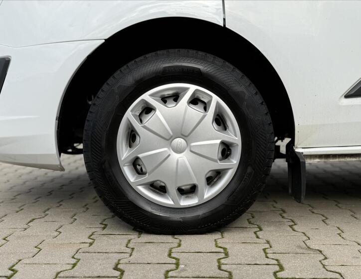 Ford Transit Custom 10