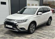 Mitsubishi Outlander 10