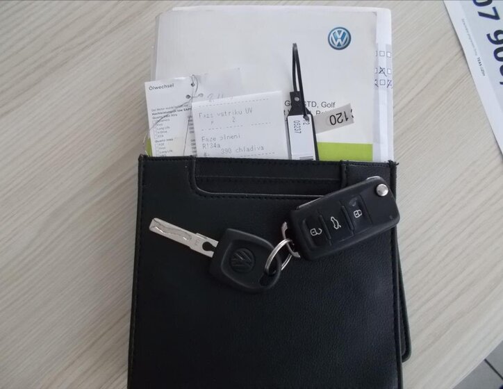 Volkswagen up! Hatchback 999,0 55 kw